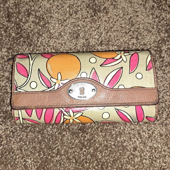 Fossil Key-Per Coated Canvas Wallet with Orange Fruit and Floral Pattern - Picture 1 of 8
